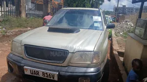 Subaru Forester 2001 Gold