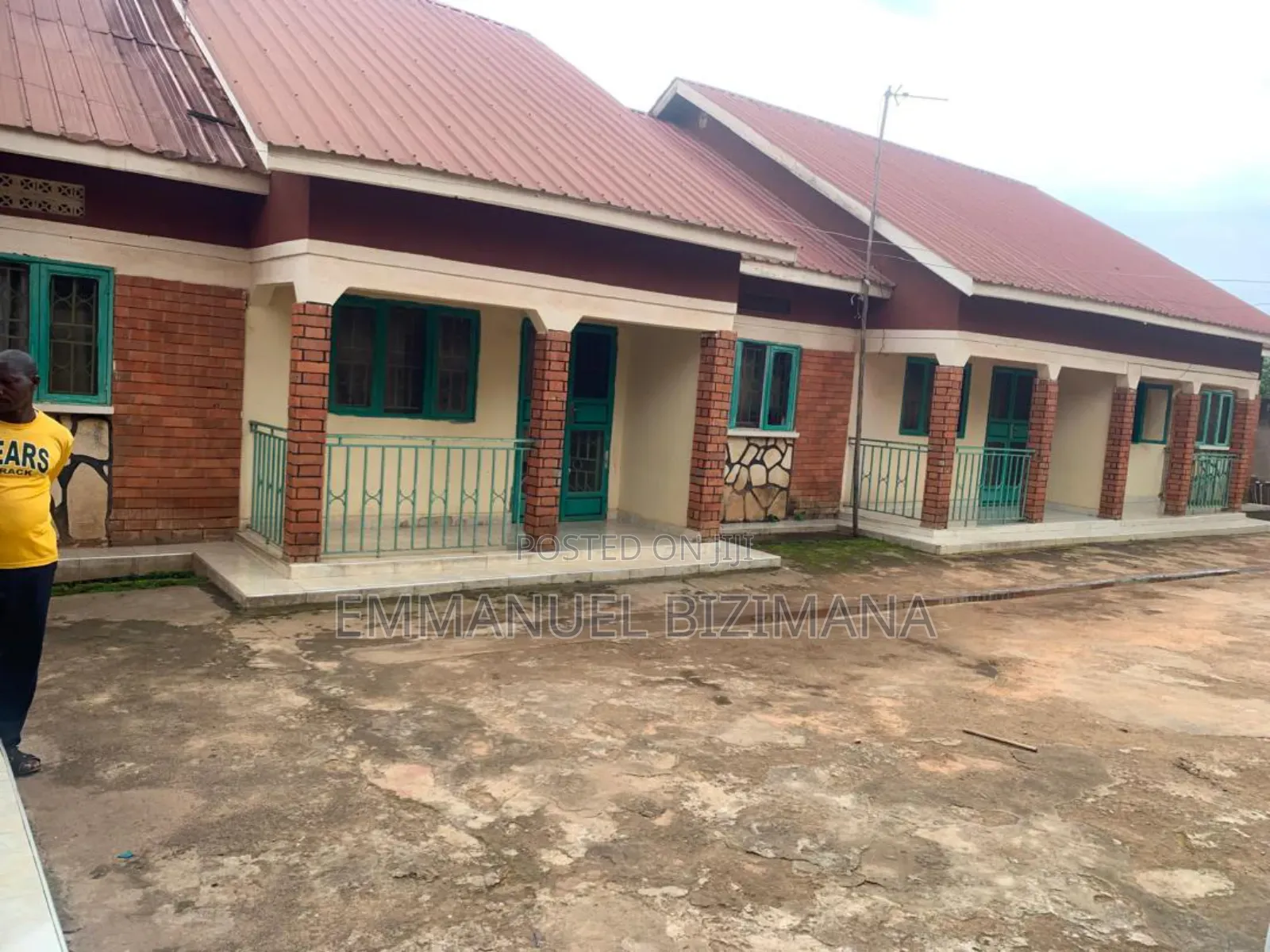 Furnished 2bdrm Room & Parlour in Mperwerwe, Central Division for sale