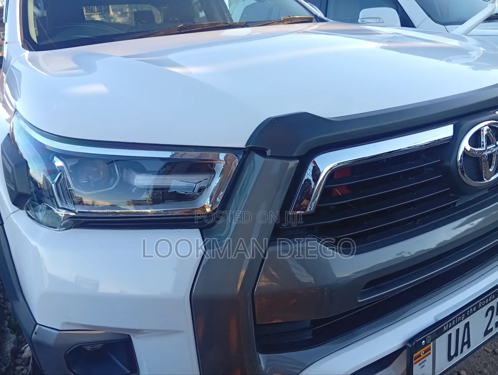 Toyota Hilux 3.0 D-4D 4x4 2014 White