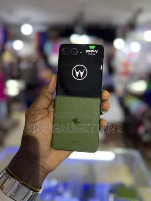 Motorola Razr 50 Ultra 512 GB