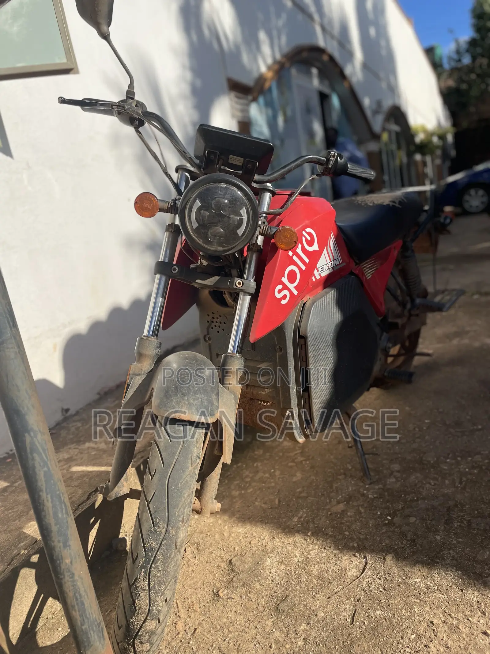 Bajaj Boxer 100 2025 Red