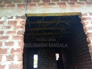 2bdrm House in Buwambo, Wakiso / Wakiso for sale