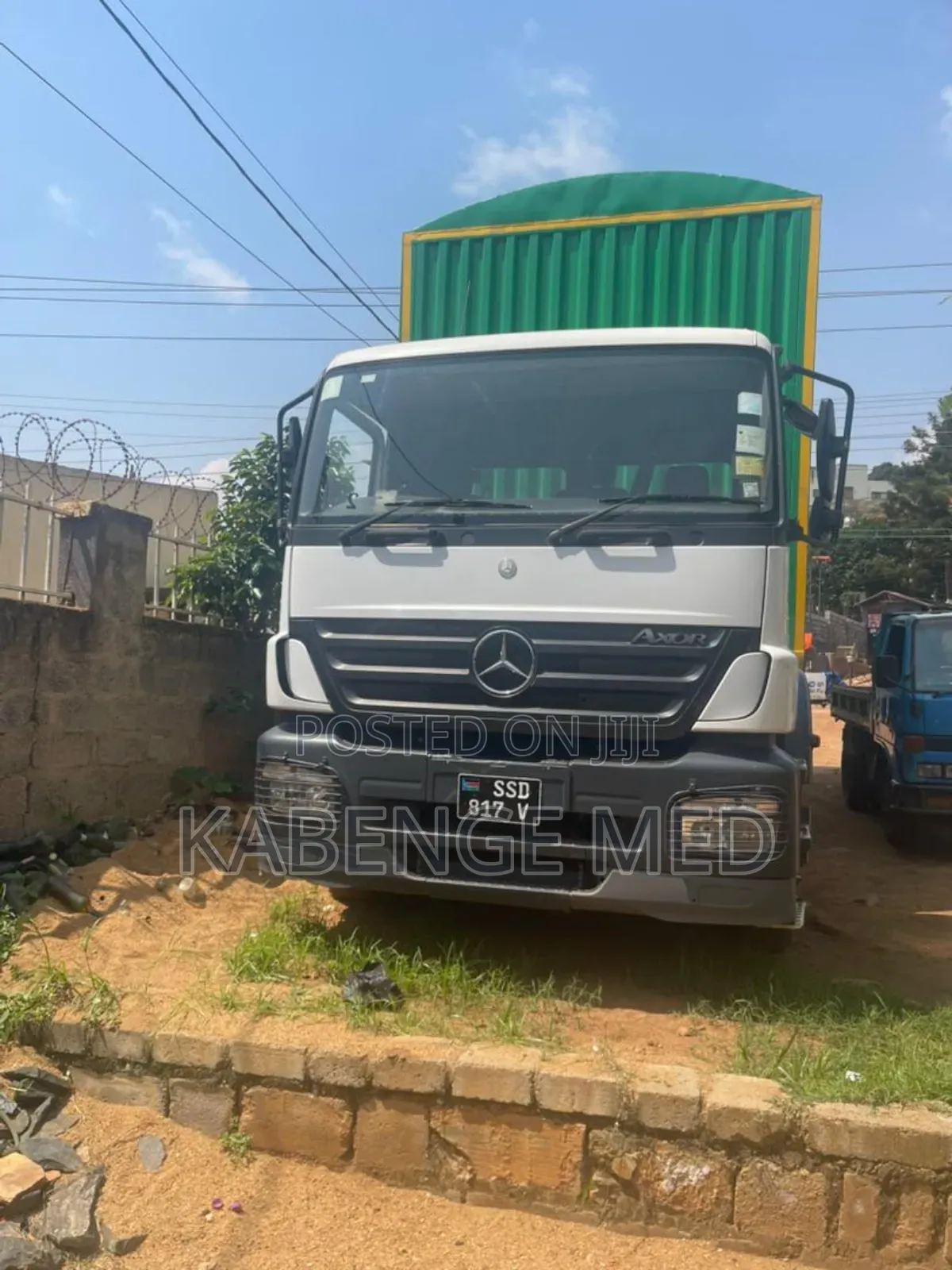 Benz Axor Cargo Truck
