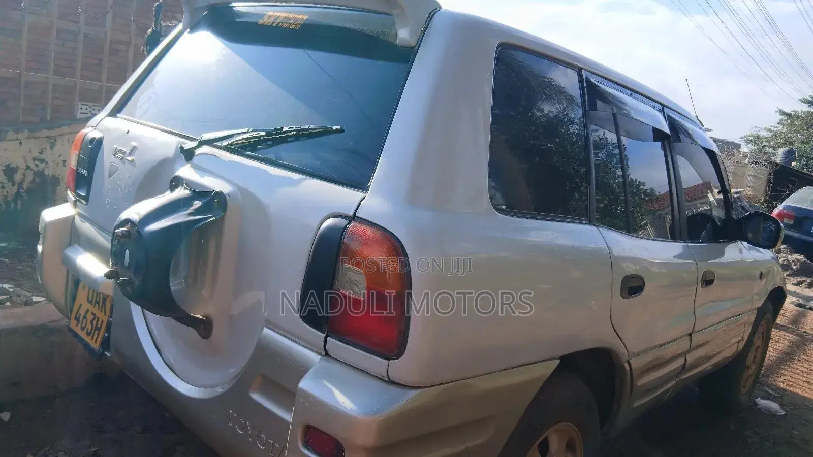 Toyota RAV4 1999 White