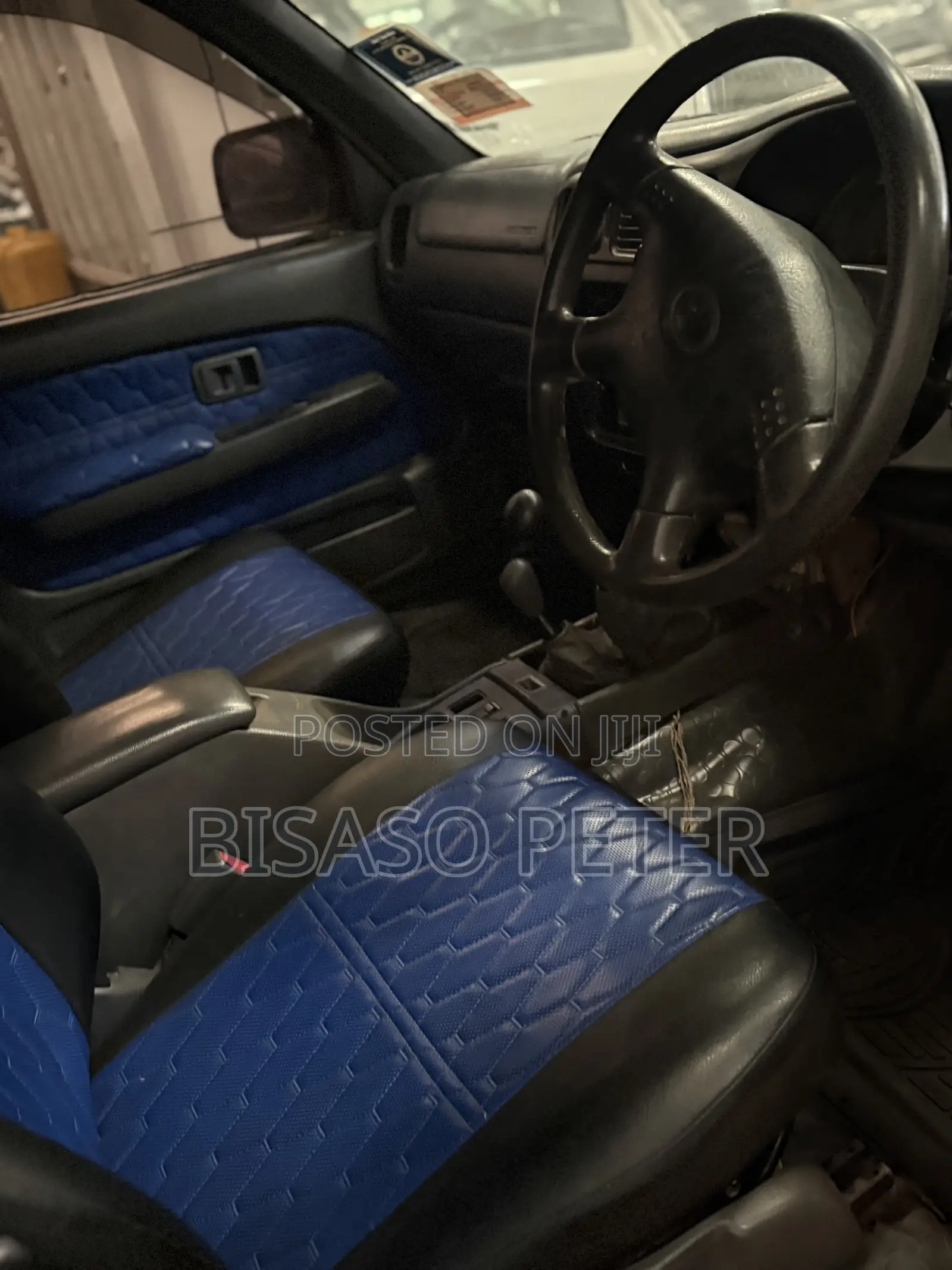 Toyota Hilux 2002 Blue
