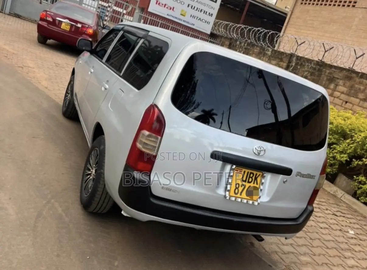 Toyota Probox 2014 Silver