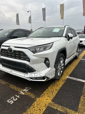 Toyota RAV4 Adventure AWD 2020 White