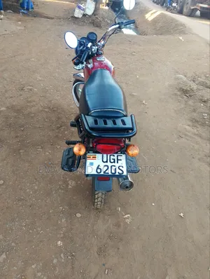 Bajaj Boxer 100 2024 Red