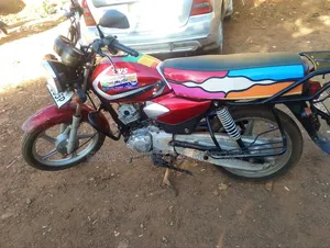 TVS HLX 125 2023 Red