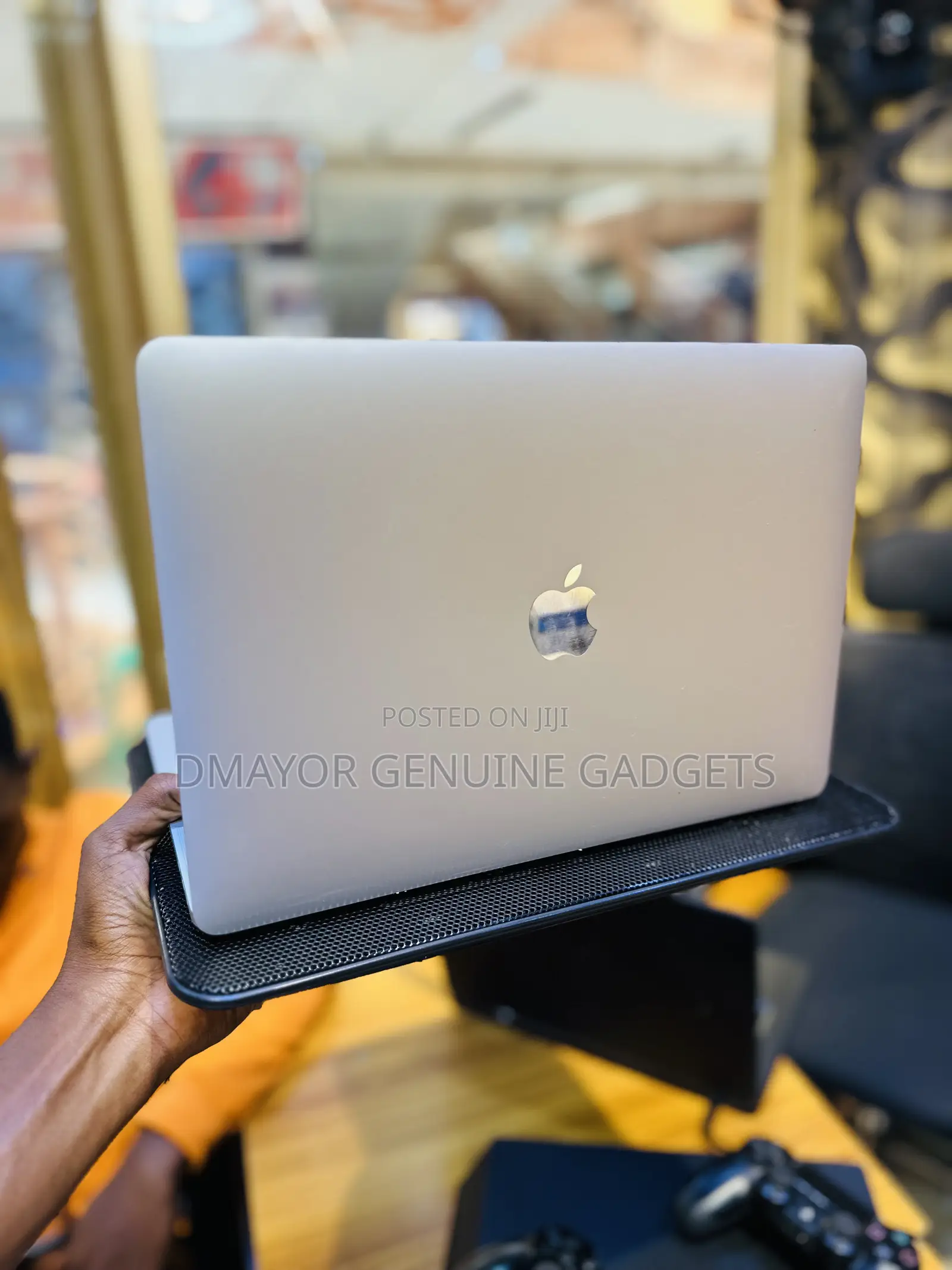 Laptop Apple MacBook Pro 8GB Intel Core i5 SSD 128GB