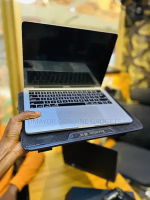 Laptop Apple MacBook Pro 8GB Intel Core i5 SSD 128GB