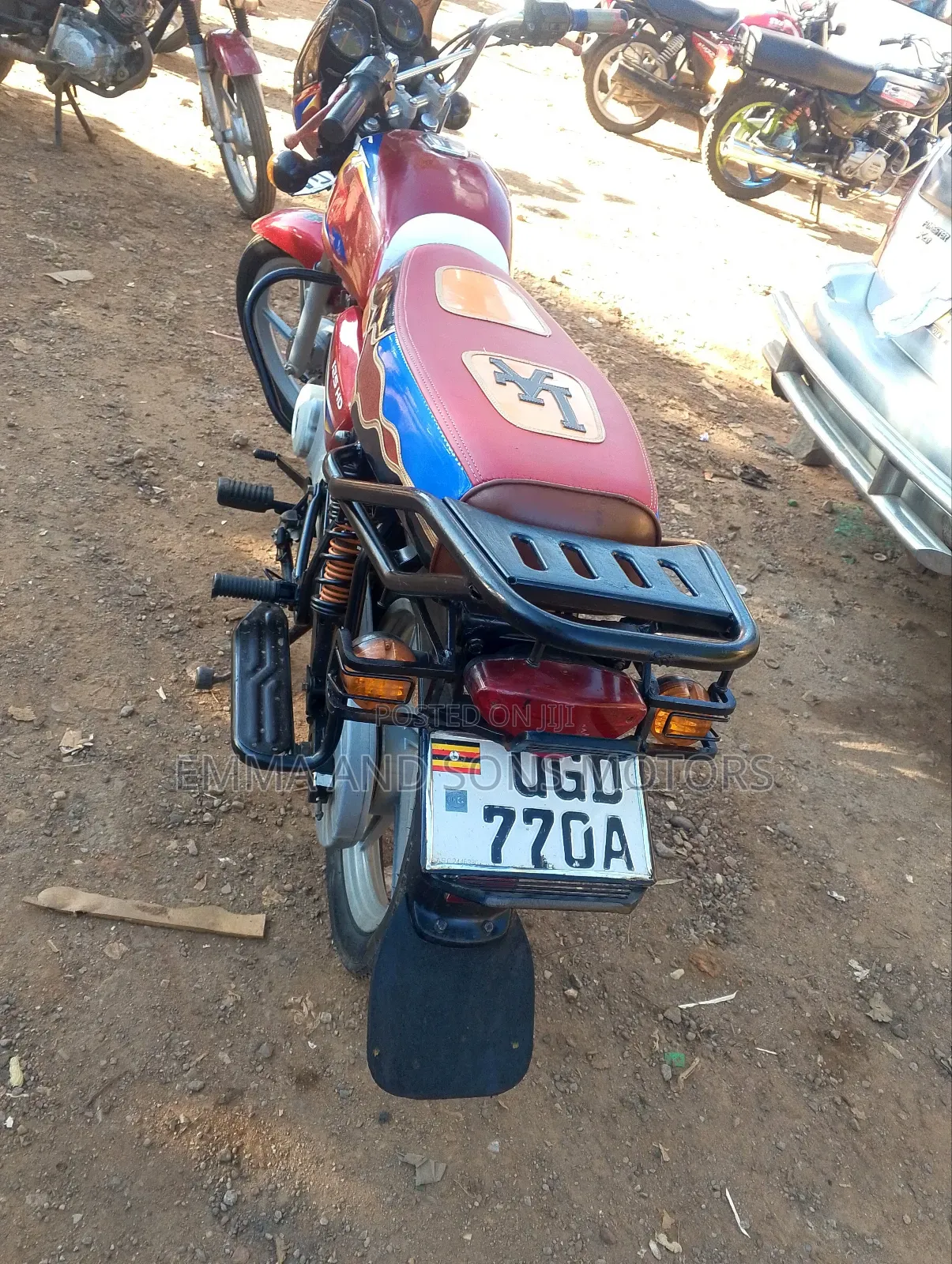 Bajaj Boxer 125 2024 Red