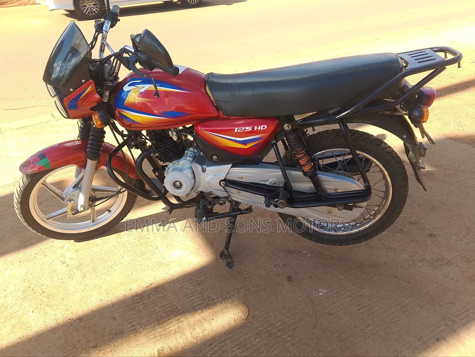 Bajaj Boxer 125 2024 Red