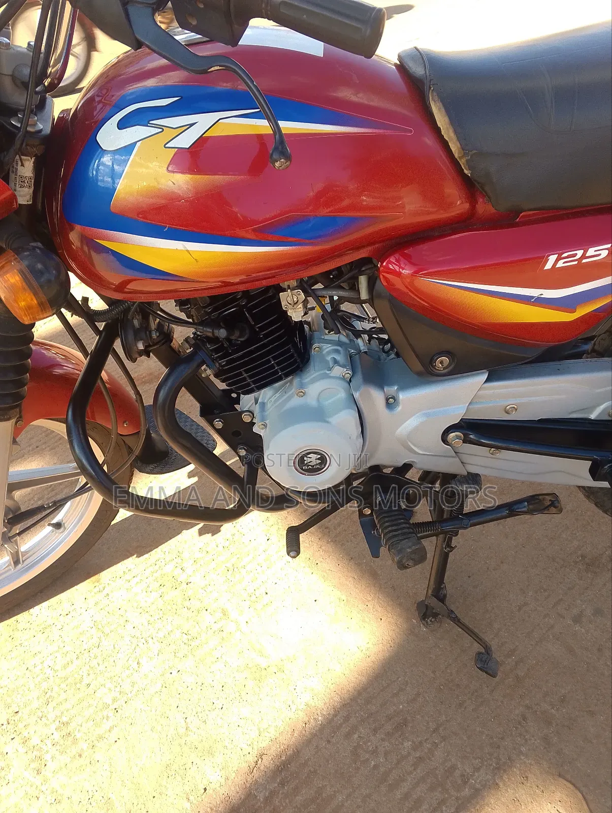 Bajaj Boxer 125 2024 Red