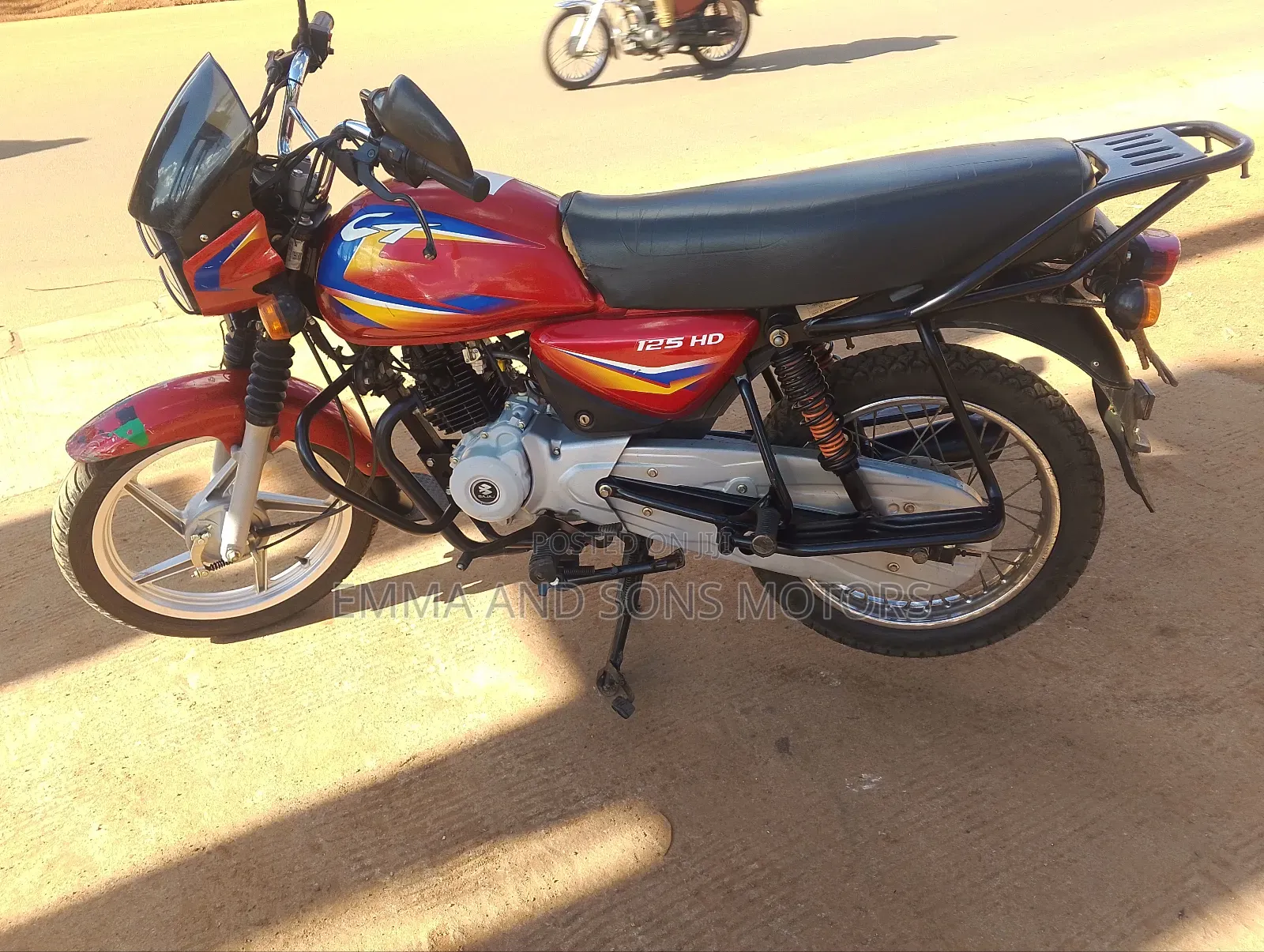 Bajaj Boxer 125 2024 Red