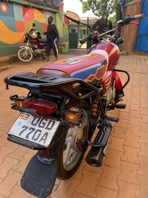 Bajaj CT 125X 2024 Red