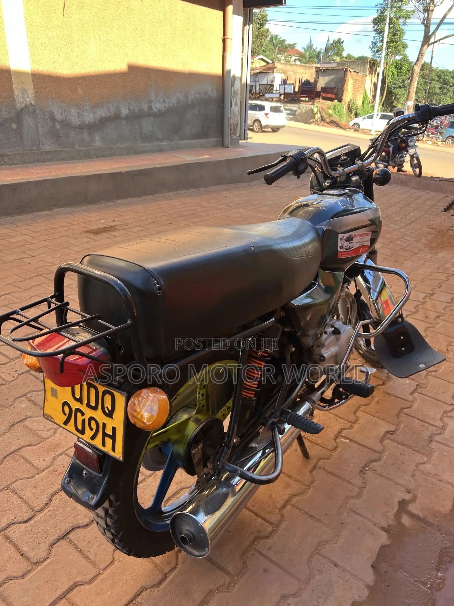 Bajaj Boxer 100 2018 Black