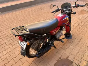 Bajaj CT 125X 2025 Red