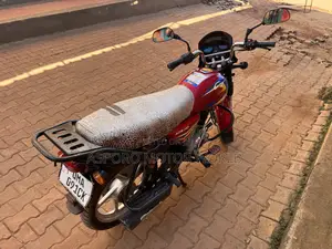 Bajaj CT 125X 2025 Red