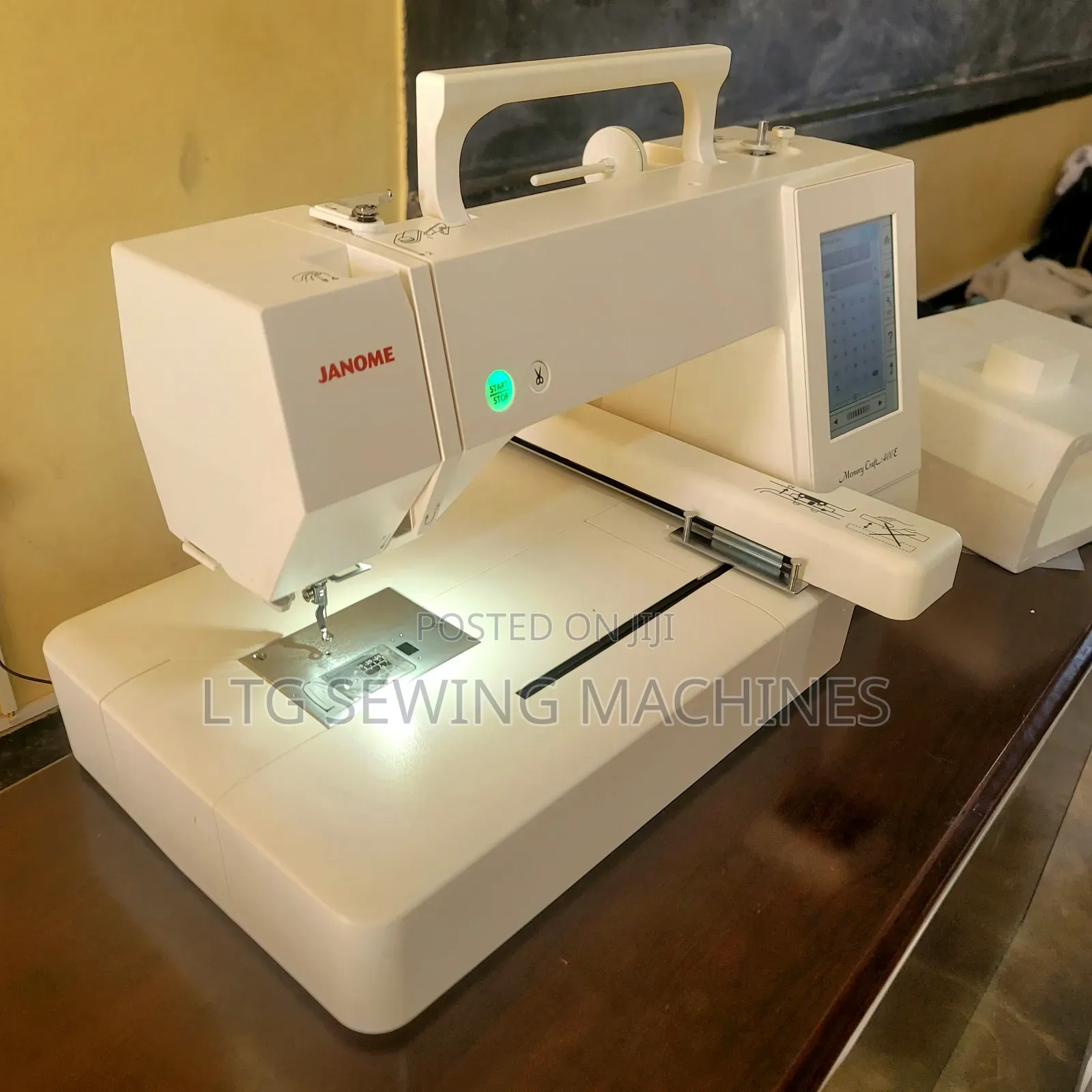 Janome Embroidery Memory Craft 400e
