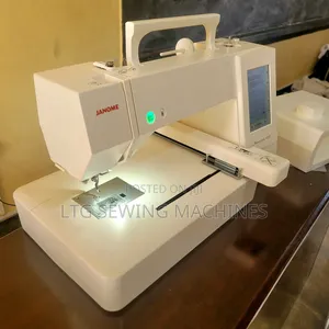 Janome Embroidery Memory Craft 400e