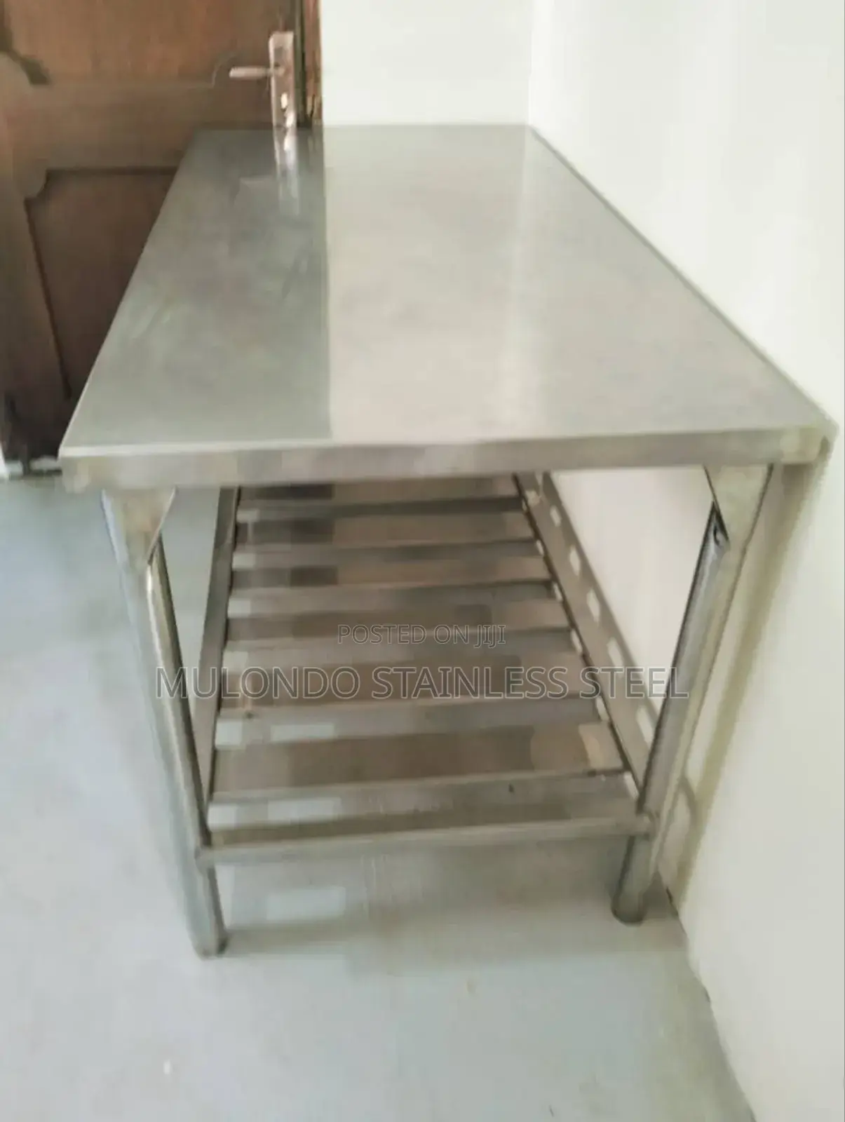 Stainless Waking Table