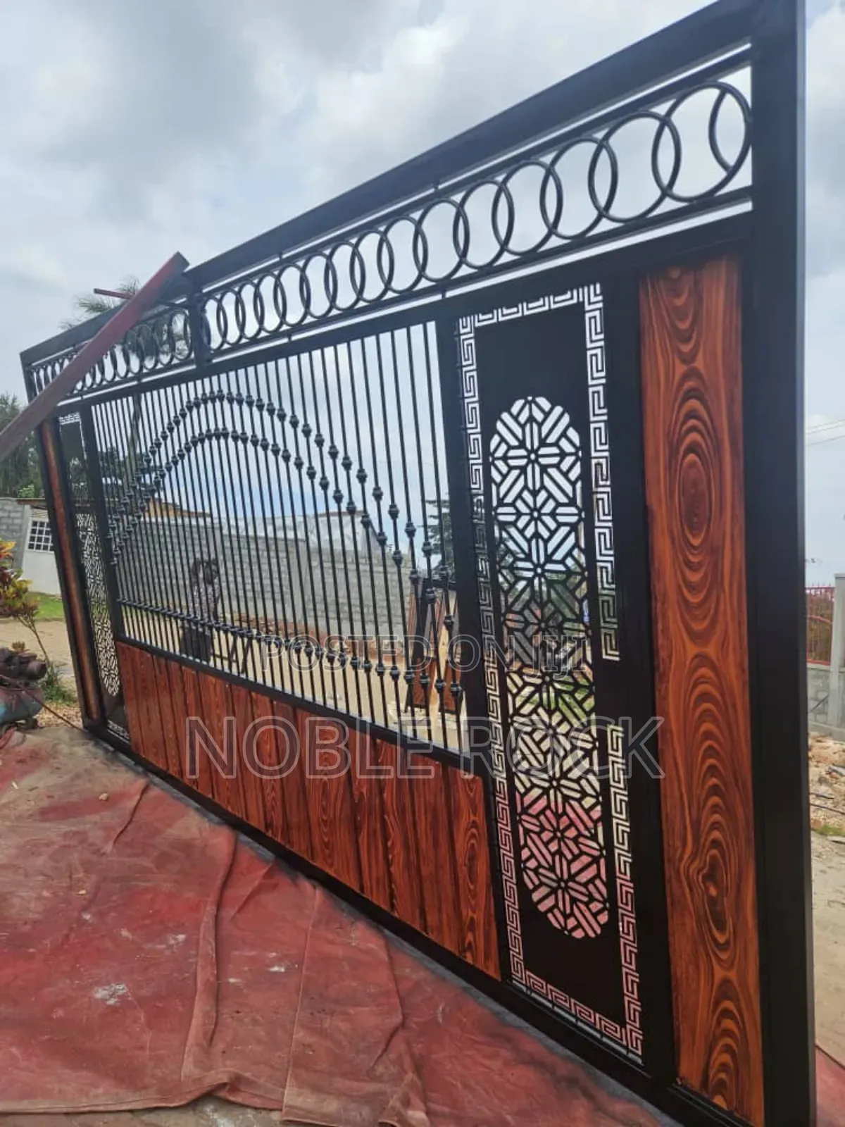 Latest Sliding Gate