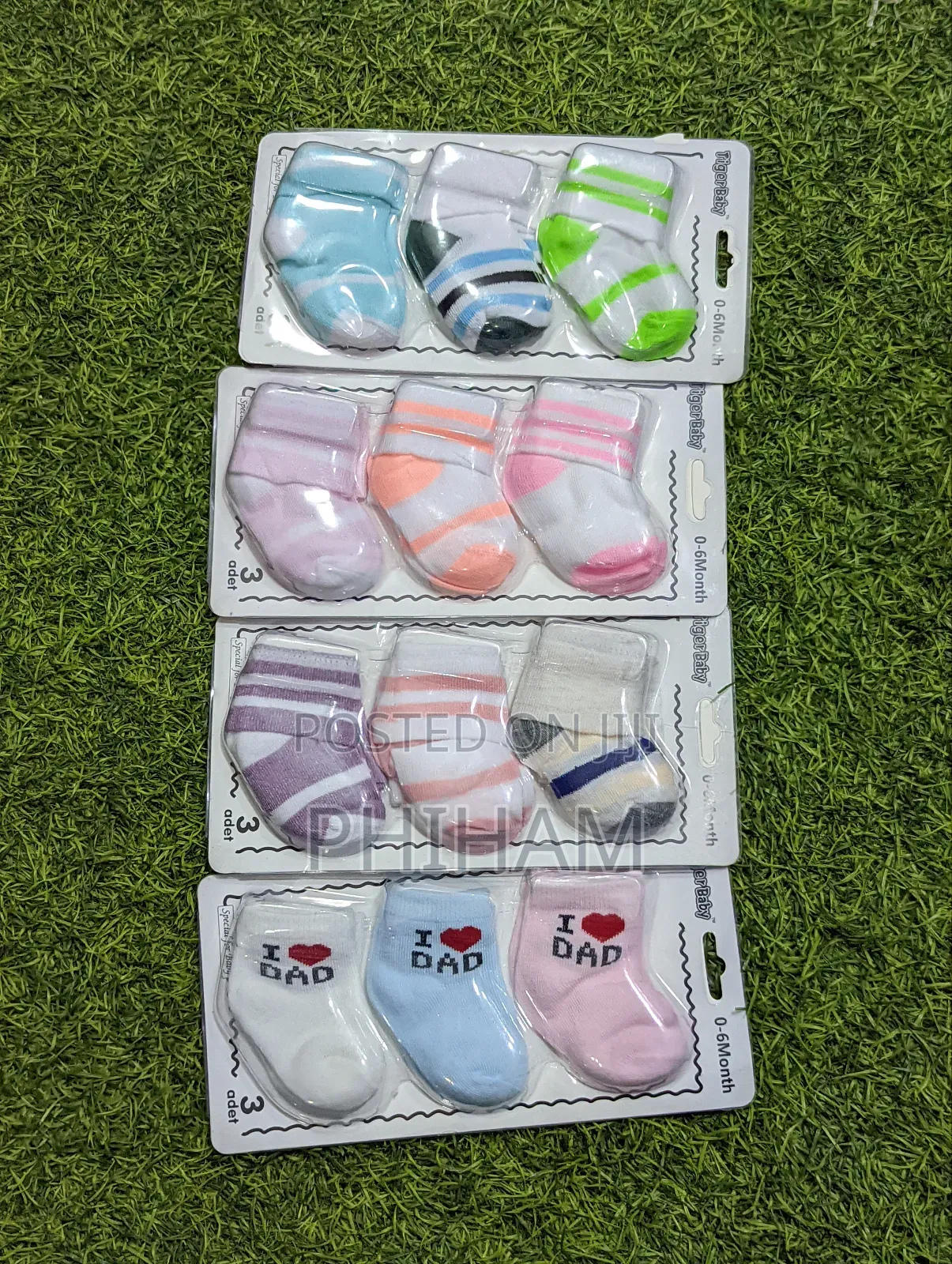A Dozen of Baby Socks