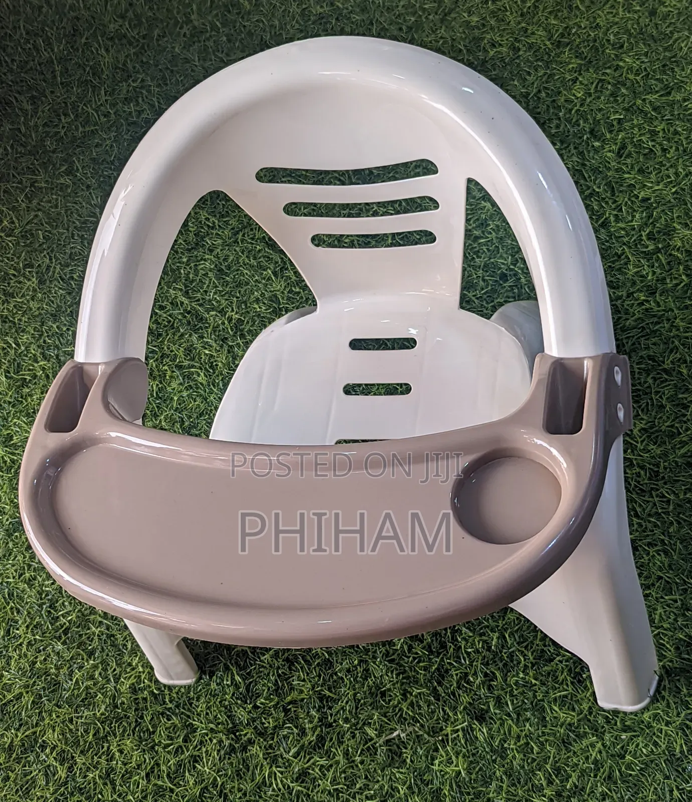 Feeding Chair(Cream)