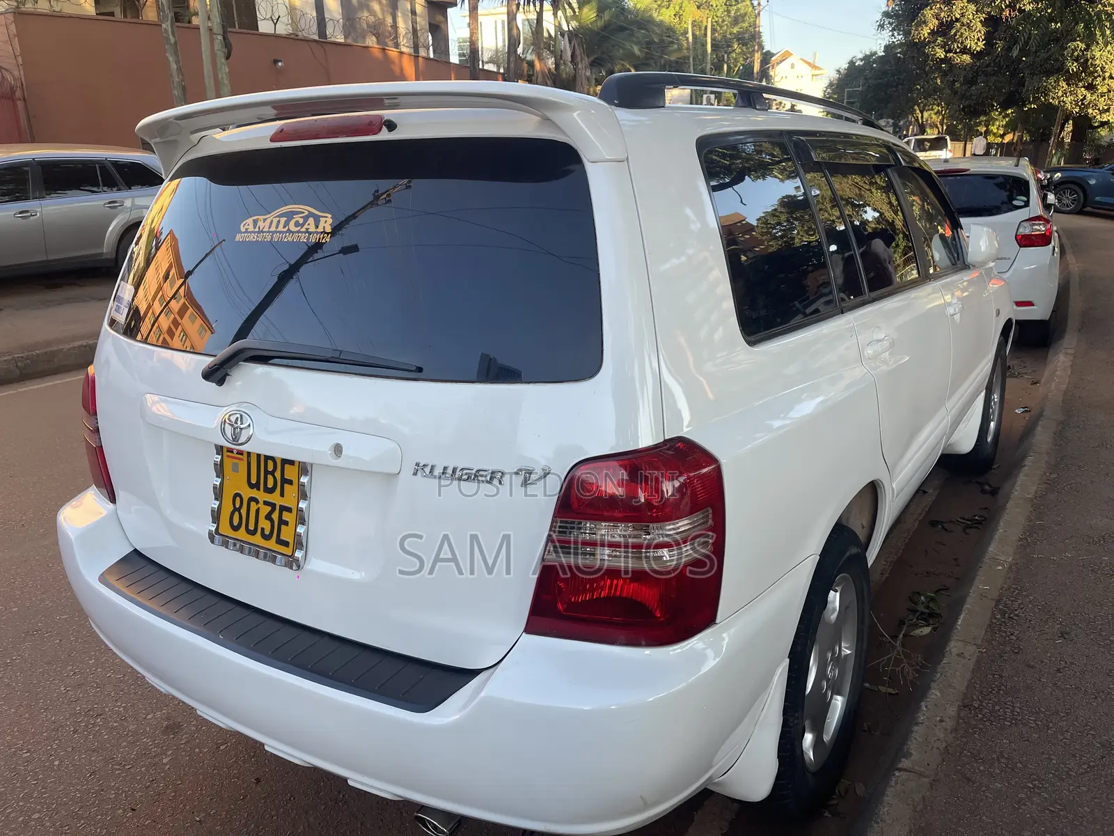 Toyota Kluger 2005 White