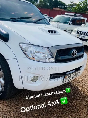 Toyota Hilux 2008 White