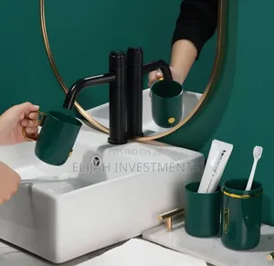 Travel Toothbrush Cup