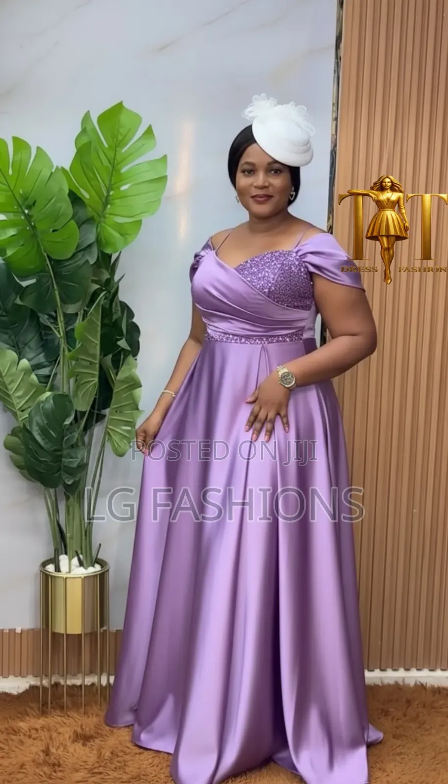 Elegant Ladies Round Long Party Dress
