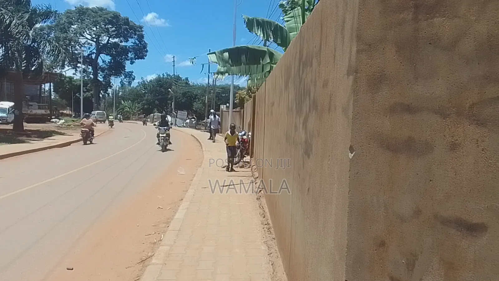 Commercial Plot in Lugala for Sale