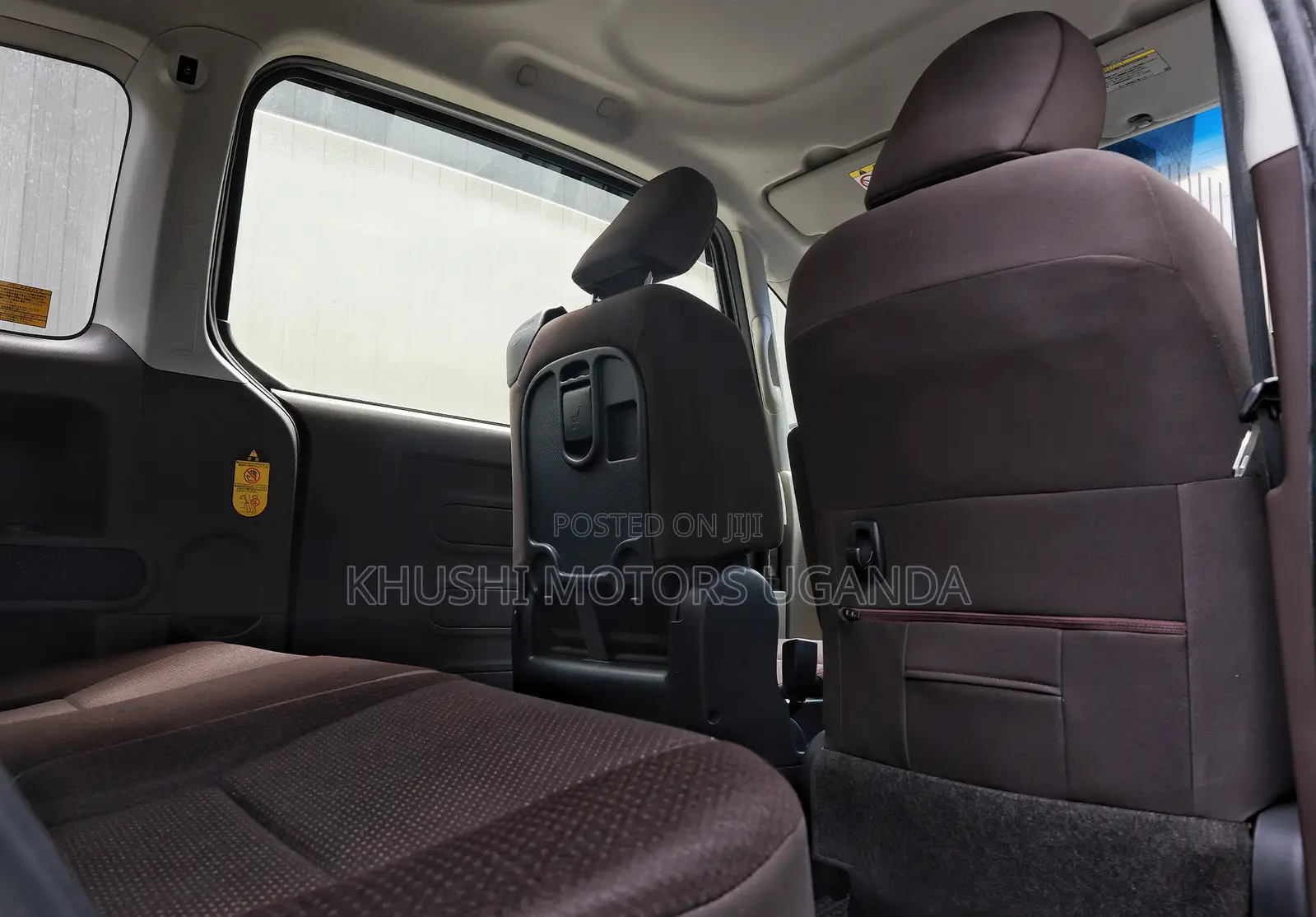 Toyota Porte 2012 Pearl