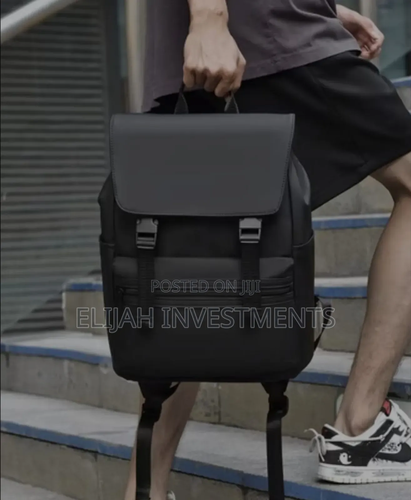 Mast Harbour Men's Solid Medium Backpack