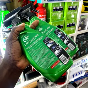 Dash Glass Interior Detailing Cleaner - Cleans Dashboards Glasses