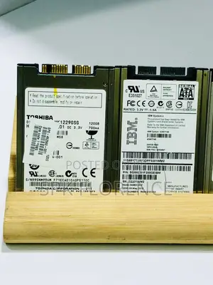 Ibm 200gb SSD (Solid State Drive),