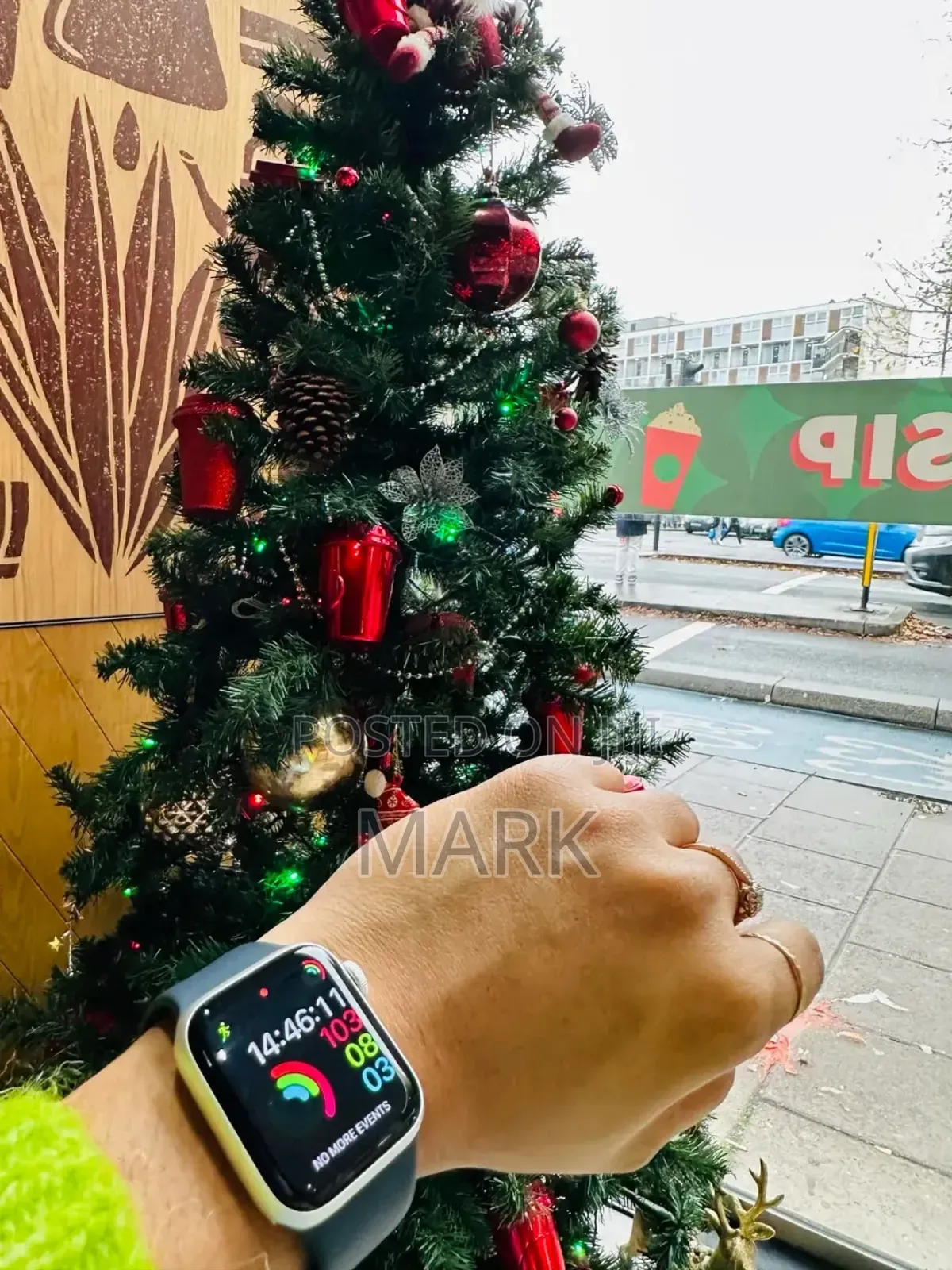 H20 Smart Watch With 2 Straps