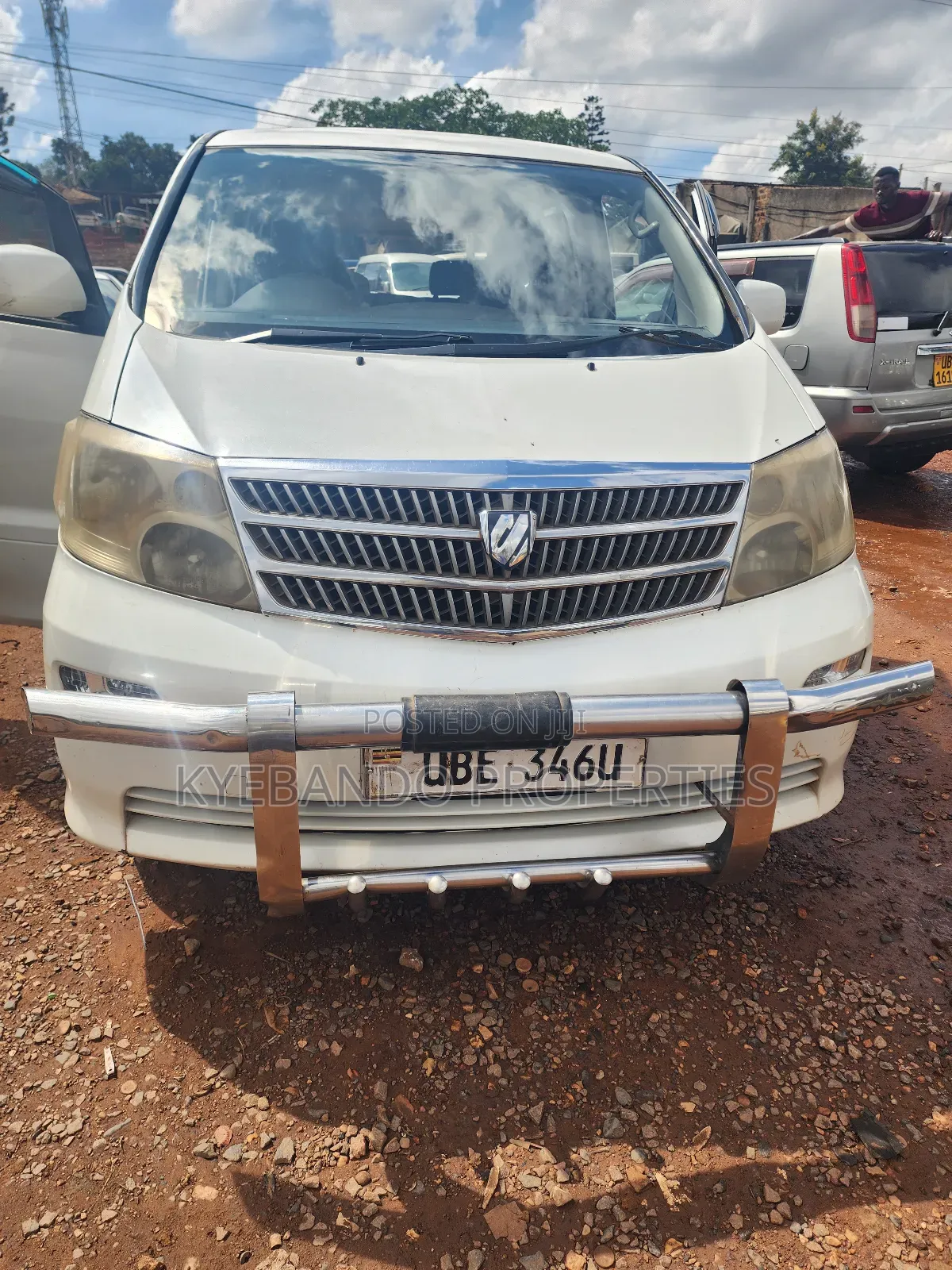 Toyota Alphard 2.4 Petrol AWD 2005 White