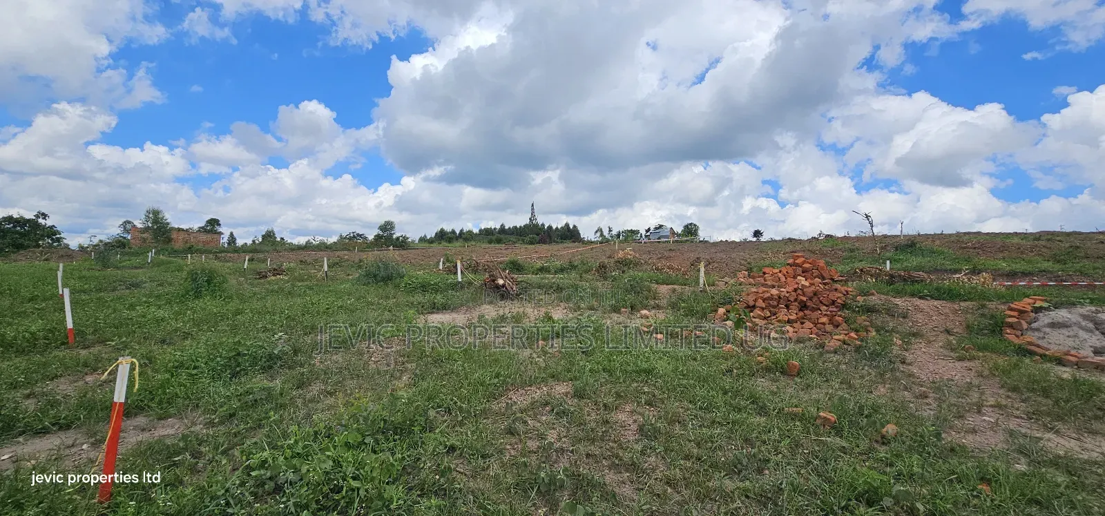 Namayumba Town View Plot Along Hoima Road
