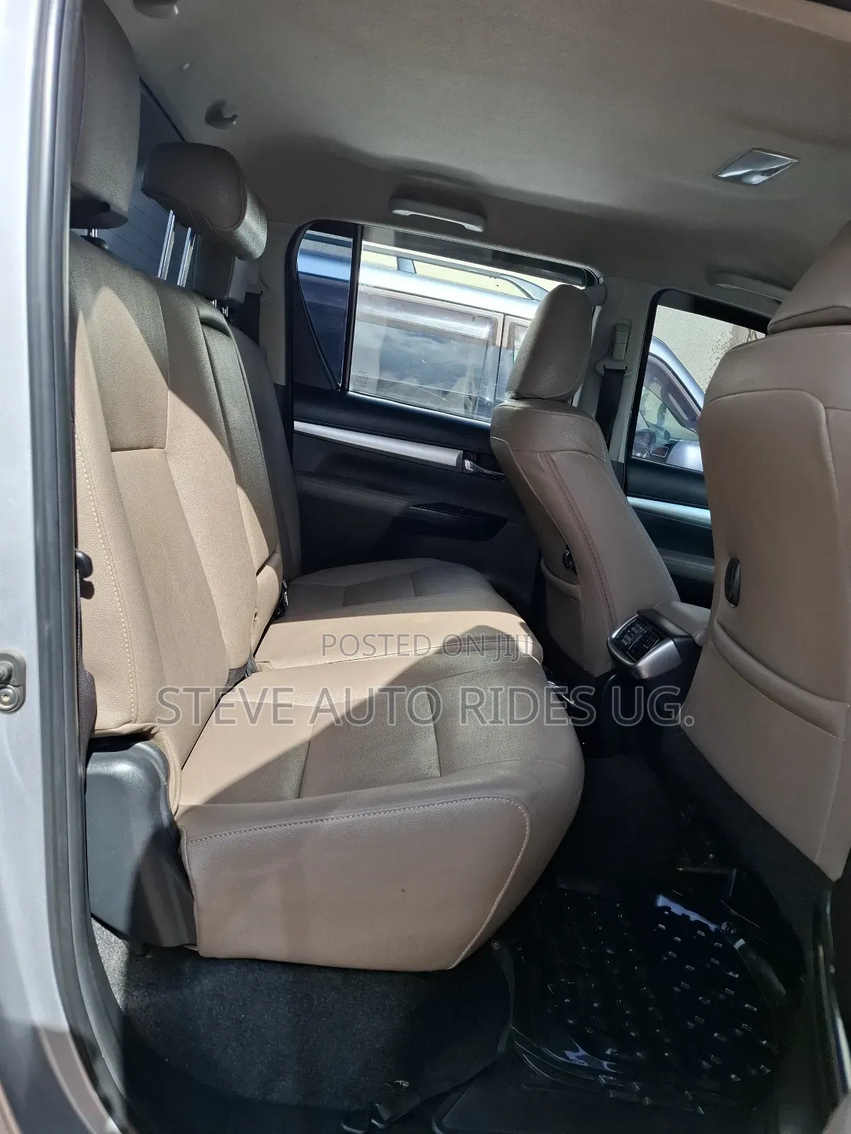 Toyota Hilux Revo Double Cab Deisel 2.8 AWD 2017 Gray