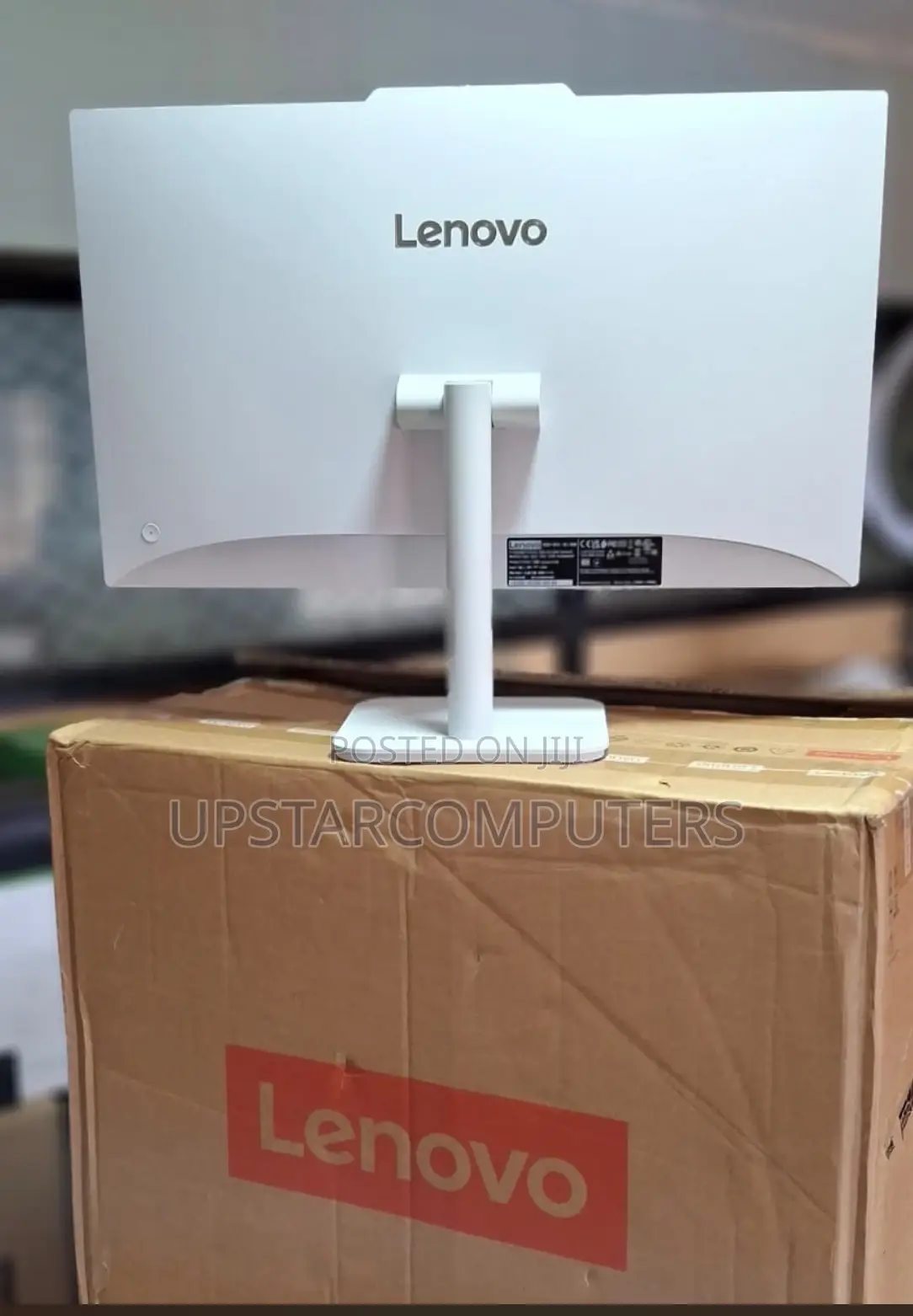 New Lenovo ThinkStation P900 8GB Intel Core i3 SSHD+SSD 512GB