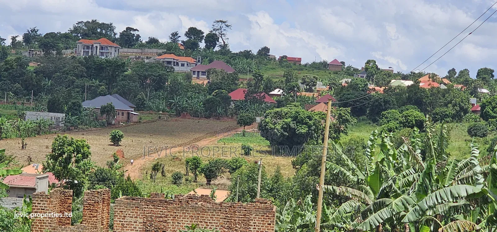 Hot Plot for Sale at Wakiso - Nkowe Mubango