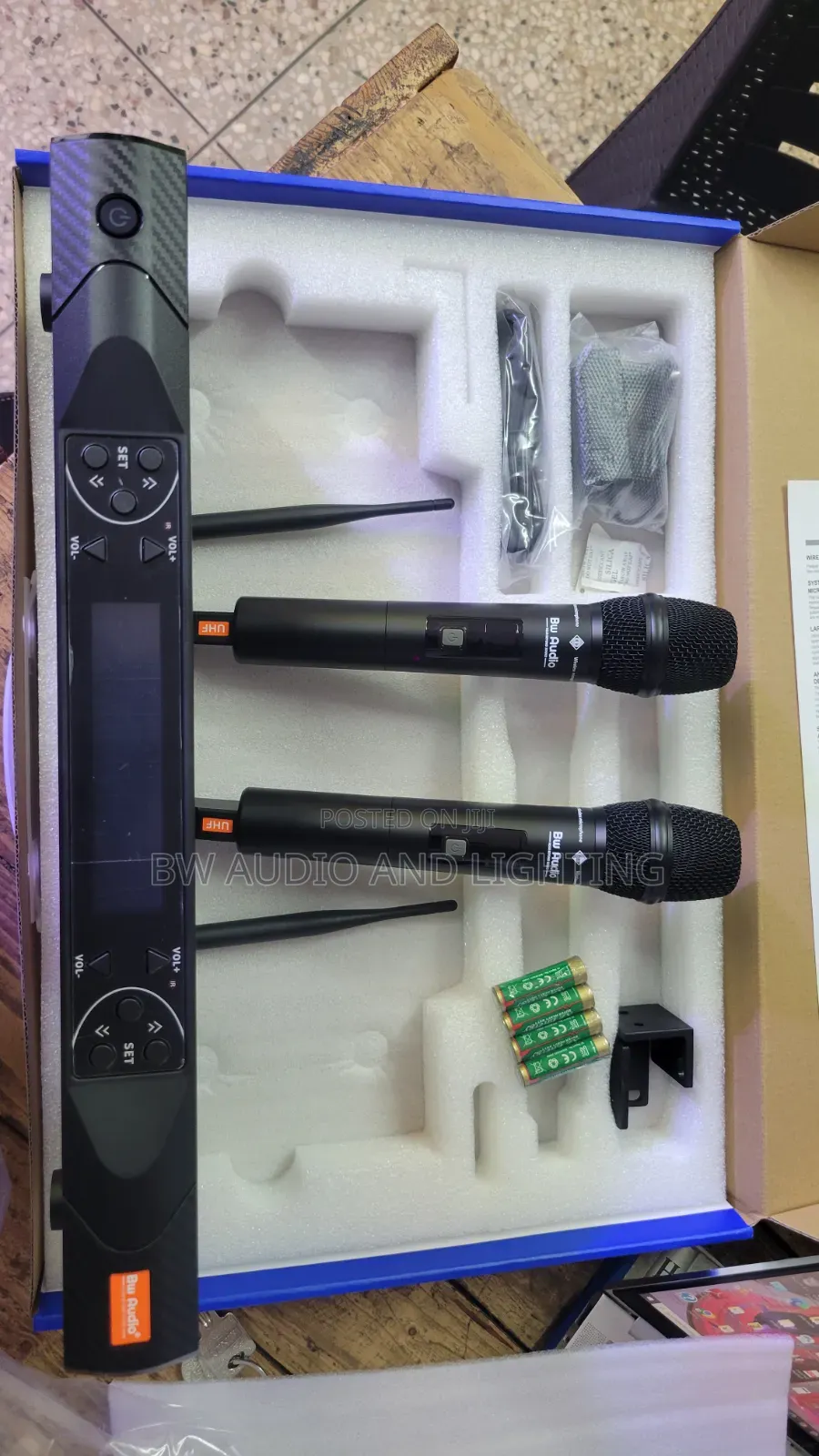 Uhf Wireless / Cordless Microphones Bw-1000