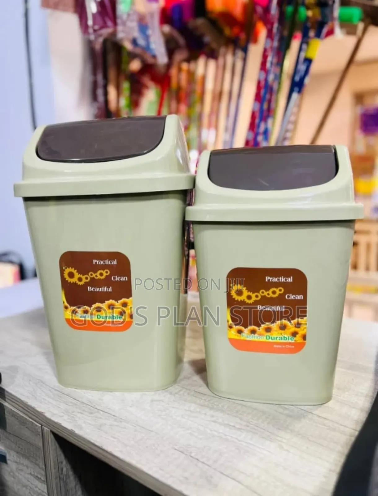 Practical 10litres Plastic Dust Dust Bins Swing