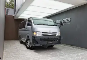 Toyota HiAce 2013 Silver