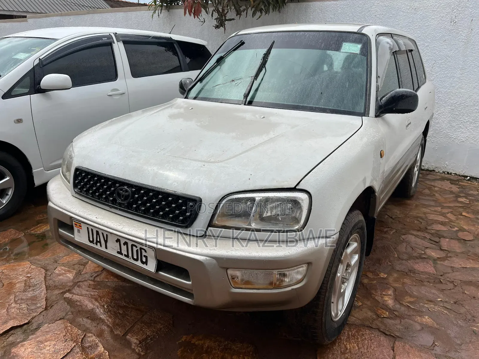 Toyota RAV4 1999 Silver