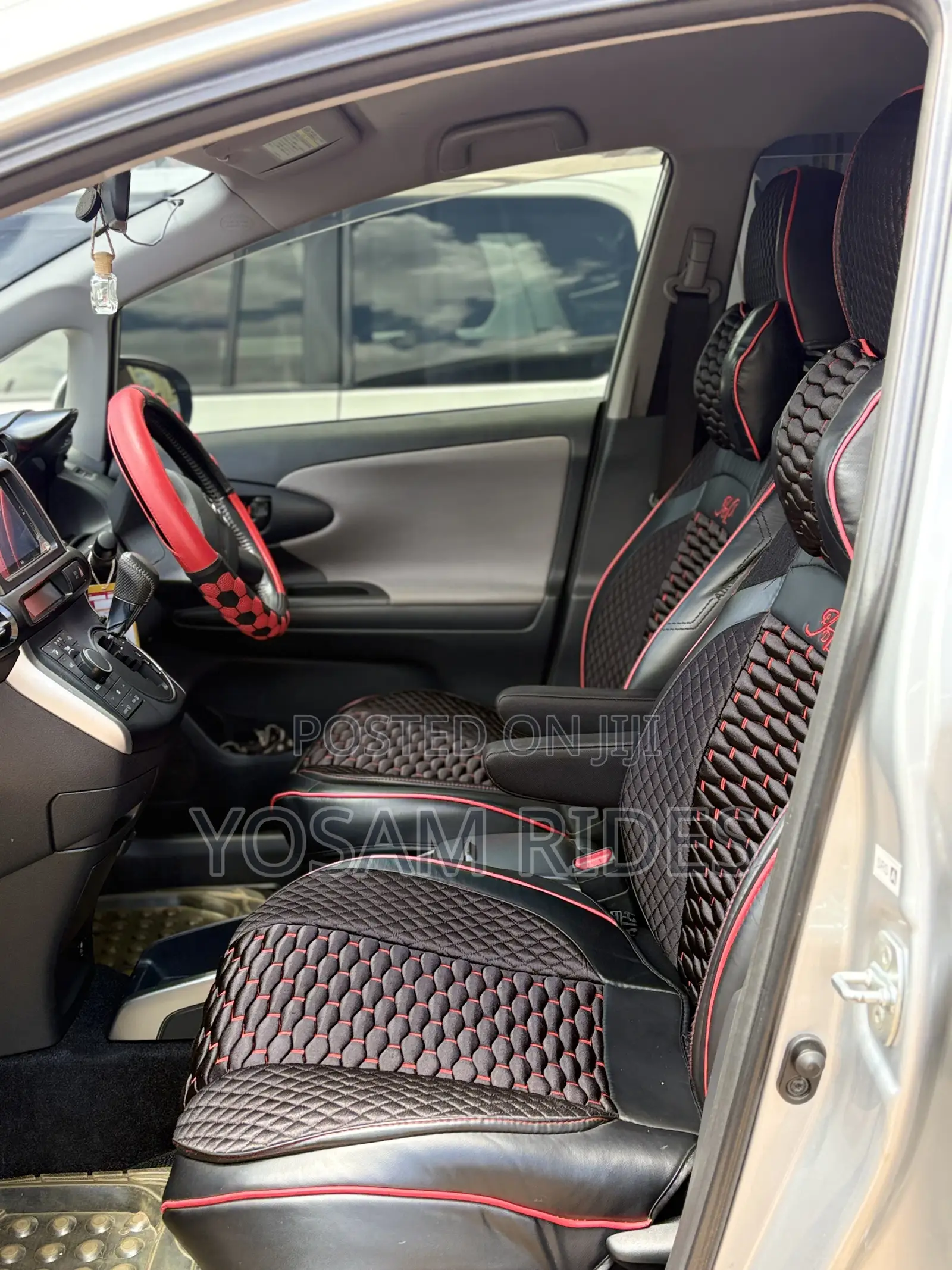 Toyota Wish 2012 Silver