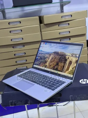 New Laptop HP EliteBook 840 G7 8GB Intel Core i5 SSD 256GB